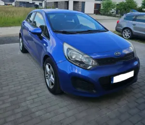 Kia Rio III (2011-) 1.2 L 2011