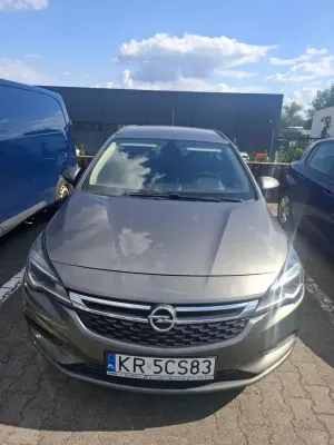 Opel Astra K (2015-2021) 1.4 T Dynamic 2017