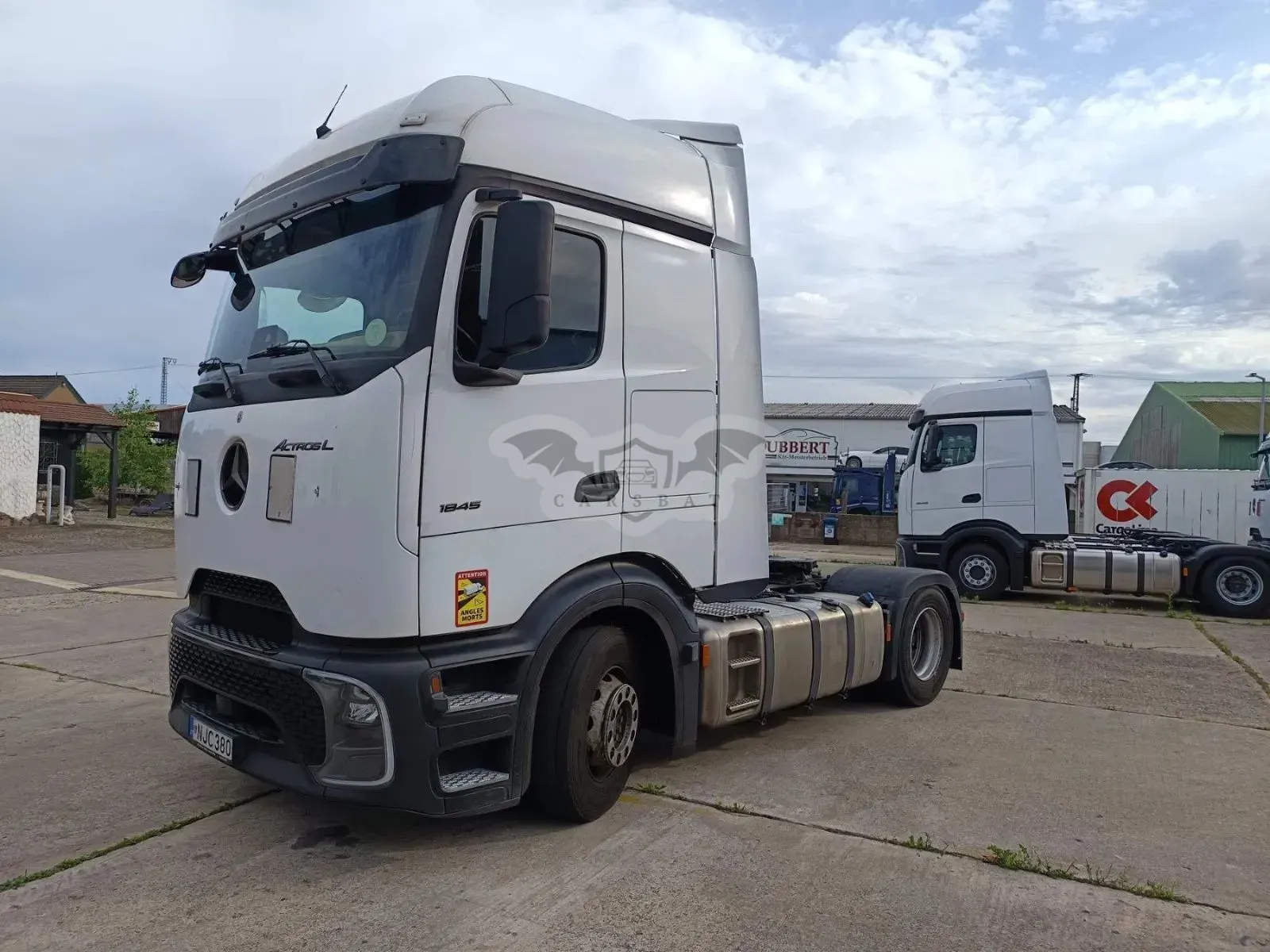 Mercedes-Benz Actros 2025