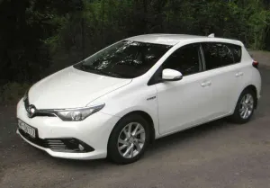 Toyota Auris II (2012-) Hybrid 135 Premium 2018