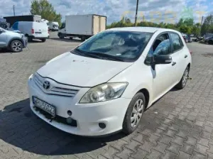 Toyota Auris I (2006-2012) 1.4 D-4D 2010 2010
