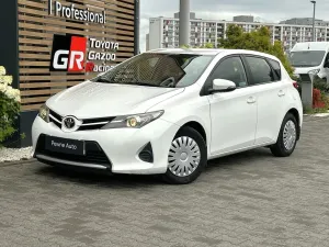 Toyota Auris II (2012-) 1.33 VVT-i Active 2014