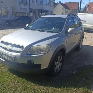 Chevrolet Captiva 2.4 2WD 7 Sitzer LS 2009