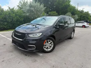 Chrysler Pacifica 2022
