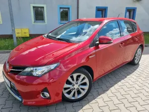 Toyota Auris II (2012-) 2013