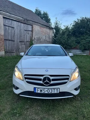 Mercedes-Benz A W176 (2012-) 180 2012