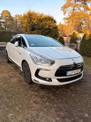 Citroën DS5 2.0 HDi Hybrid4 SoChic MCP 2012