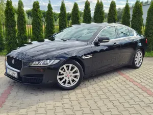 Jaguar XE 2.0 D180 SE 2019
