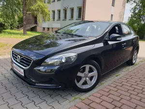 Volvo V40 II (2012-) D2 Summum 2014