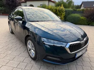 Skoda Octavia IV (2020-) 1.5 TSI mHEV Essence DSG 2023