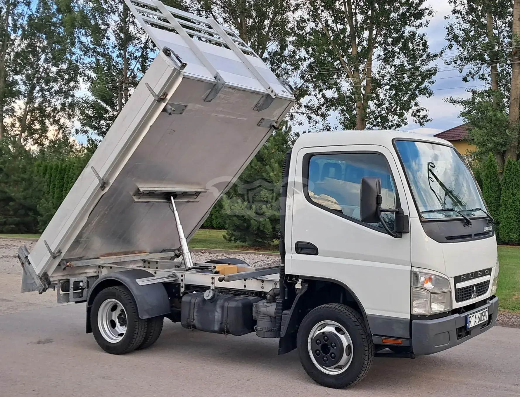 Mitsubishi Fuso Canter 2010