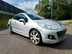 Peugeot 207 120 VTi Platinum 2014