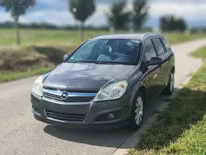 Opel Astra J (2009-2019) 2009