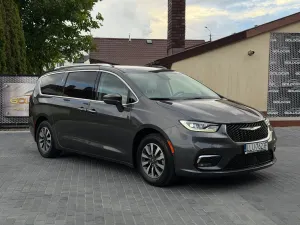 Chrysler Pacifica 2021