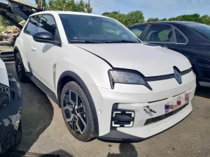 Renault 5 E-Tech 2025