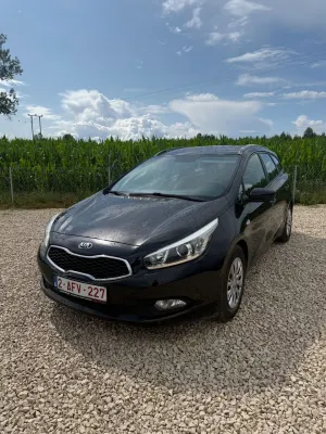 Kia Ceed II (2012-) 1.6 CRDi L 2014