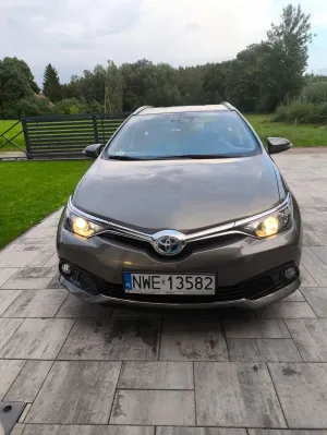 Toyota Auris II (2012-) Hybrid 135 Prestige 2017