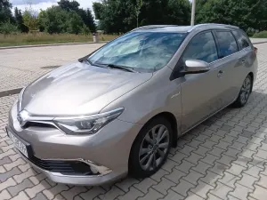 Toyota Auris II (2012-) 2015