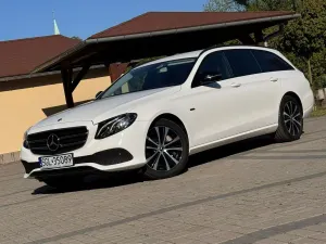 Mercedes-Benz E W213 (2016-2023) 300 de 9G-TRONIC Exclusive 2020