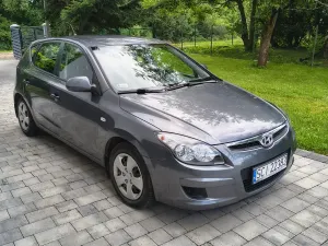 Hyundai i30 I (2007-2012) 1.4 Base + 2009