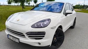 Porsche Cayenne II (2010-2017) Platinum Edition 2014