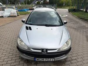 Peugeot 206 1.4 XR Presence 2003