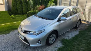 Toyota Auris II (2012-) 1.6 Active 2015