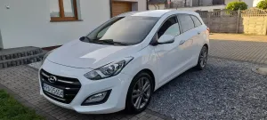 Hyundai i30 II (2012-2017) blue Kombi 1.6 GDi YES Gold 2015