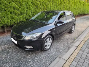 Kia Ceed I (2006-2012) 1.6 Crdi L 2010