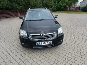 Toyota Avensis II (2003-2009) 2.0 VVT-i Sol plus 2006