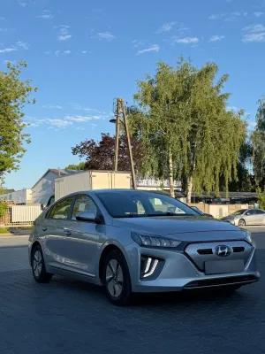 Hyundai IONIQ 1.6 GDI Premium 2022
