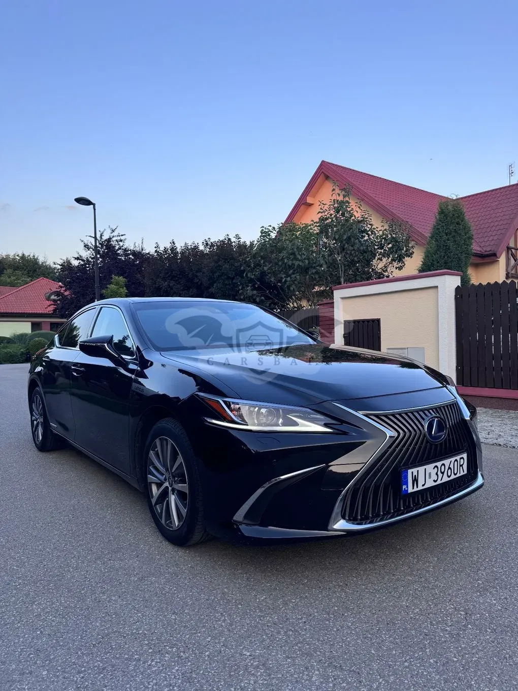 Lexus ES 300h Business Edition 2021
