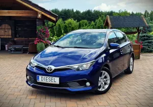 Toyota Auris II (2012-) 1.6 D-4D Prestige 2015