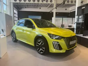 Peugeot 208 II (2019-) 1.2 mHEV GT 2026