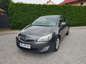 Opel Astra J (2009-2019) 2011