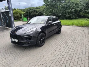 Porsche Macan I (2014-) 2016