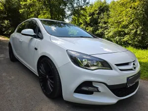 Opel Astra J (2009-2019) 1.4 T Sport EU6 2013