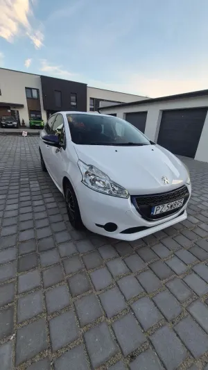Peugeot 208 I (2012-2019) 1.0 VTi Active 2015