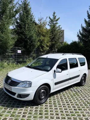 Dacia Logan I (2004-2012) 1.5 dCi Laureate BL2 2011
