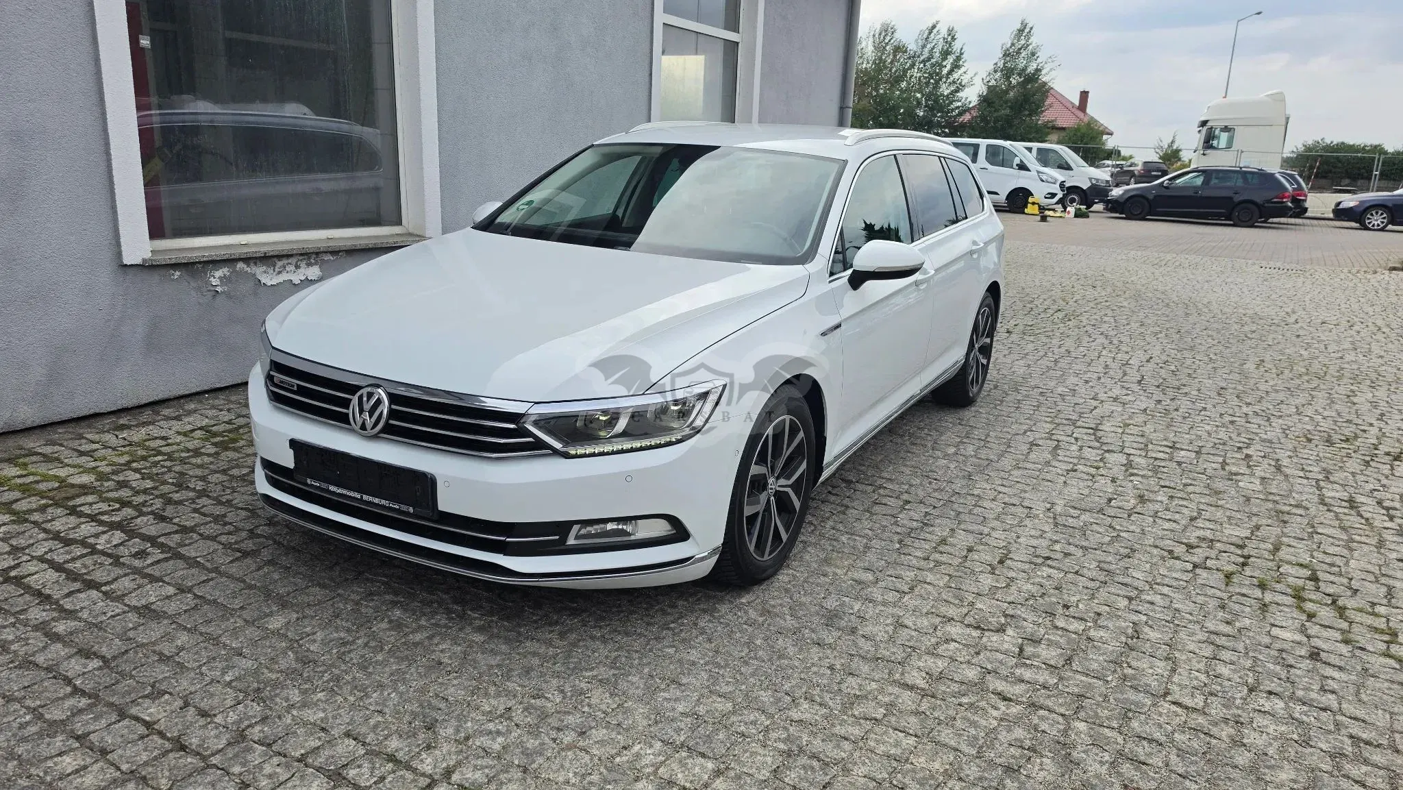 Volkswagen Passat B8 (2014-2023) 2.0 TDI SCR (BlueMotion Tech) 4Motion D Highline 2015