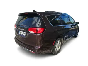 Chrysler Pacifica 2017