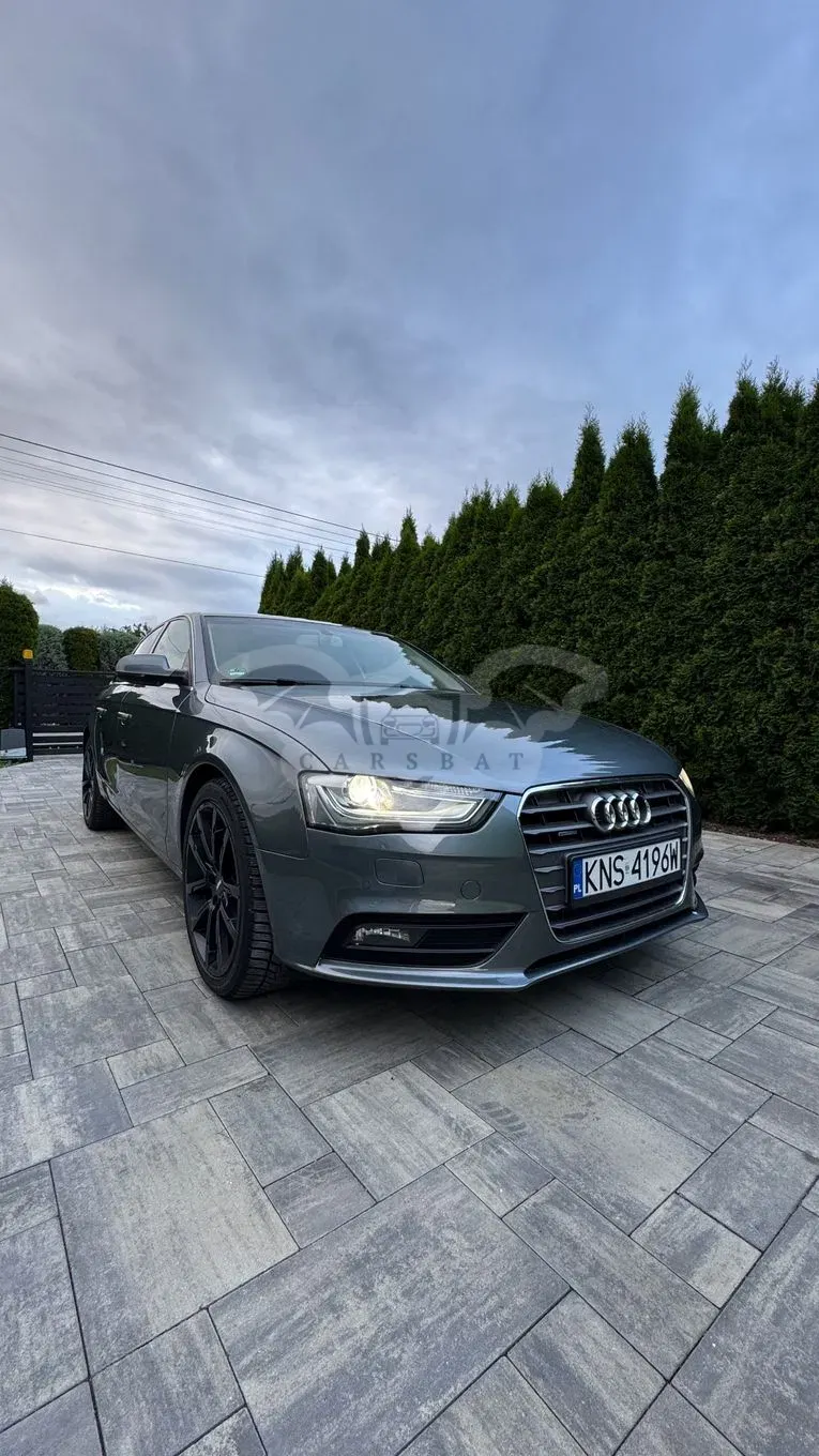 Audi A4 B8 (2007-2015) 2.0 TFSI quattro S tronic S line Sportpaket 2012