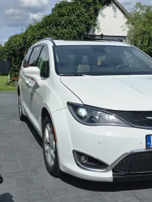 Chrysler Pacifica 2018