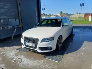 Audi A4 B8 (2007-2015) 2.0 TDI 2009