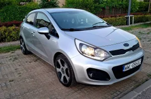 Kia Rio III (2011-) 1.2 XL 2012