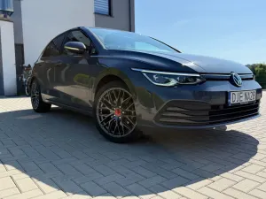 Volkswagen Golf VIII (2020-) 1.5 eTSI EVO Style DSG 2020