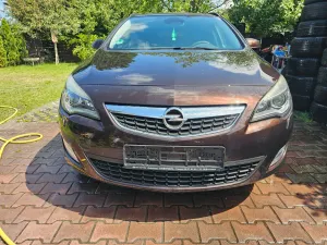 Opel Astra J (2009-2019) 1.7 CDTI DPF Edition 2012