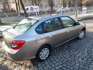 Renault Thalia 2012
