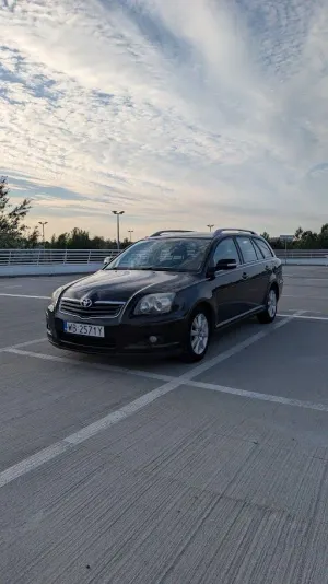 Toyota Avensis II (2003-2009) 1.8 VVT-i Sol 2006