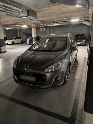 Peugeot 308 T7 (2008-2013) e-HDi FAP 110 Stop&Start Allure 2011